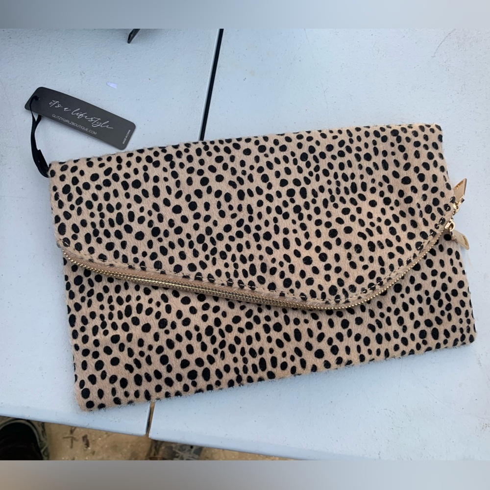 oversized clutch-Brand new